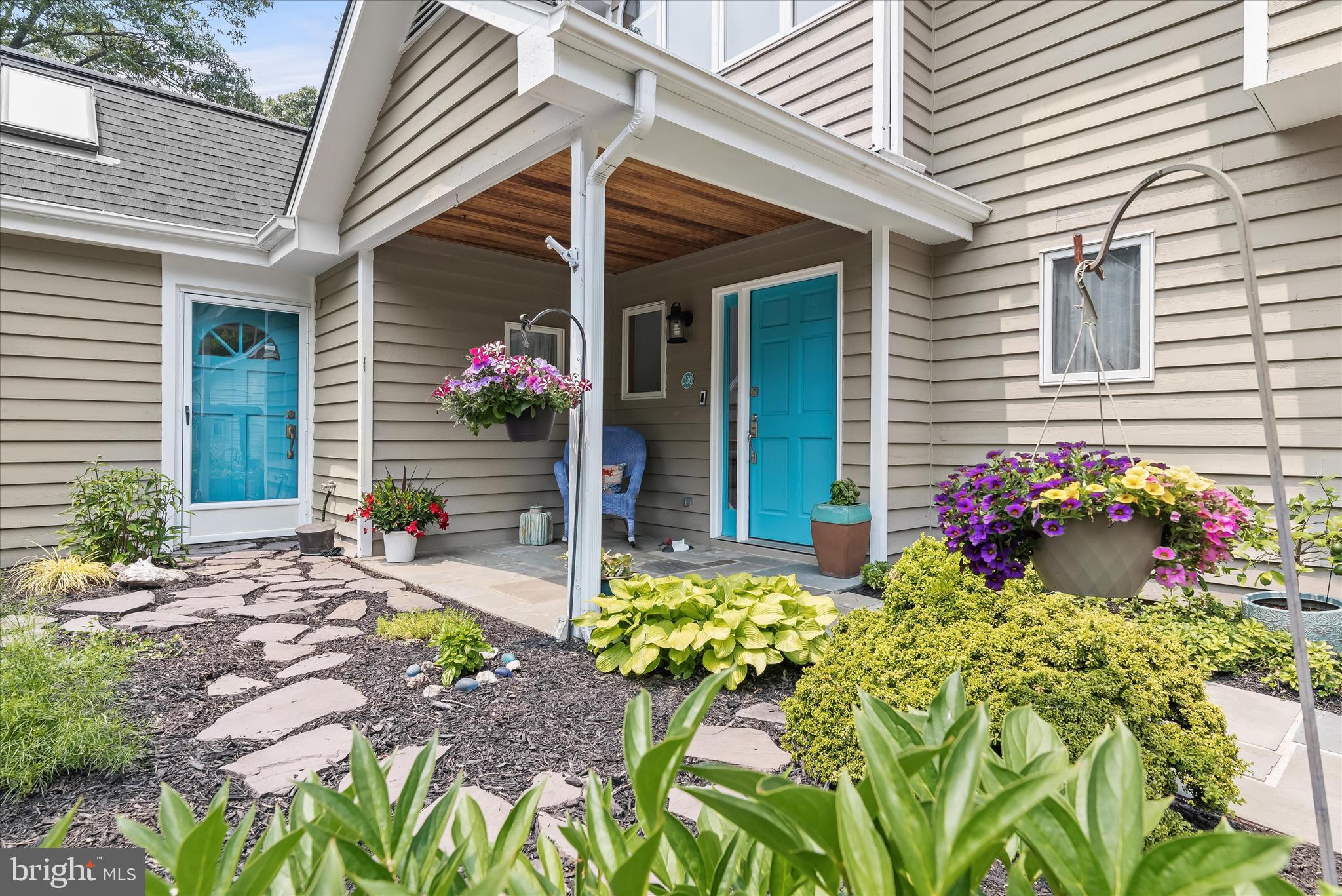 330 South Riverside Drive Crownsville, MD 21032 - Photo 10 of 137 Covered Entry & Secondary Guest Entry