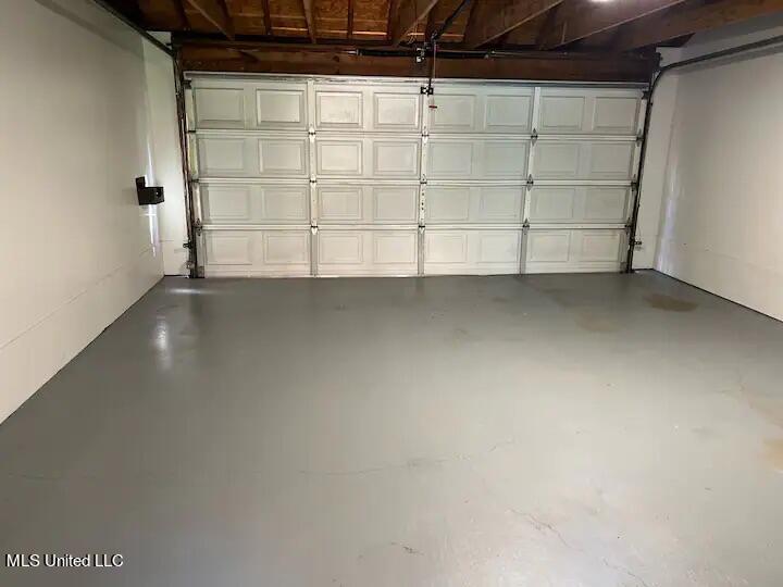 1255 East County Line Road, Unit A6 Jackson, MS 39211 - Photo 17 of 21 IMG_2885