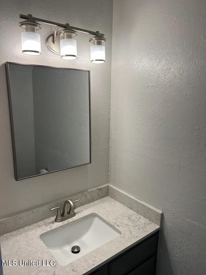1255 East County Line Road, Unit A6 Jackson, MS 39211 - Photo 10 of 21 IMG_2893