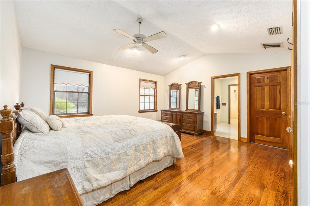 6641 Southwest 19th Avenue Road Ocala, FL 34476 - Photo 17 of 42 Gallery Image 17