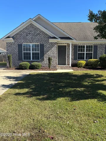 $1,450 | 2321 Sadler Drive, Unit A, Winterville, NC 28590