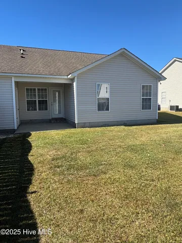 $1,450 | 2321 Sadler Drive, Unit A, Winterville, NC 28590