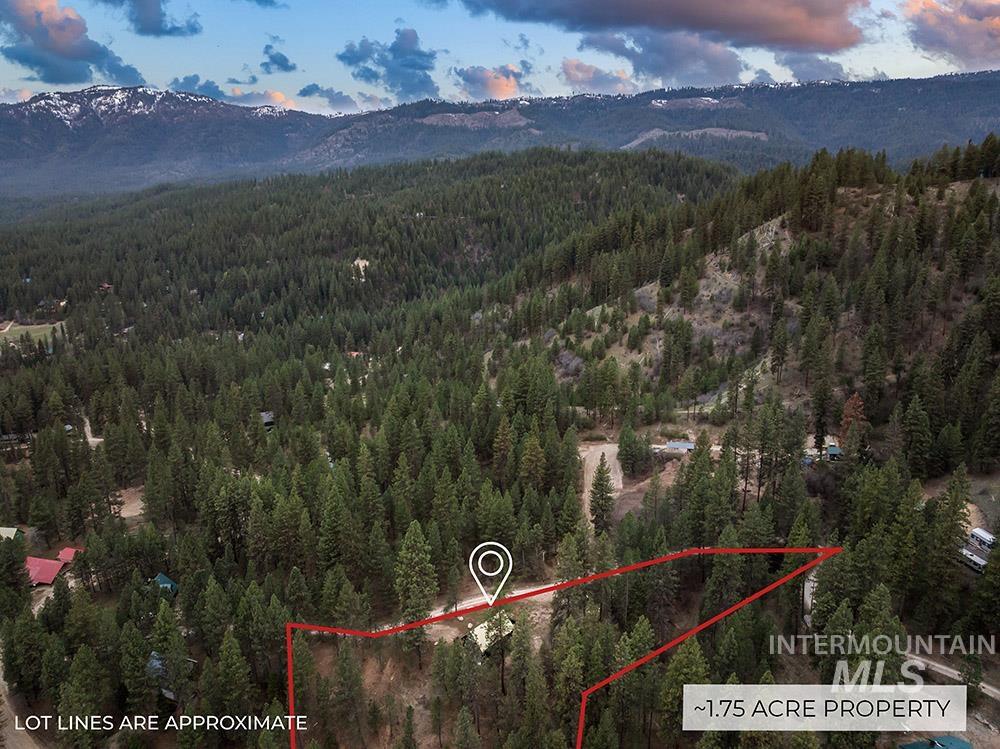 9 Upper Fitchs Point Road Garden Valley, ID 83622 - Photo 2 of 26