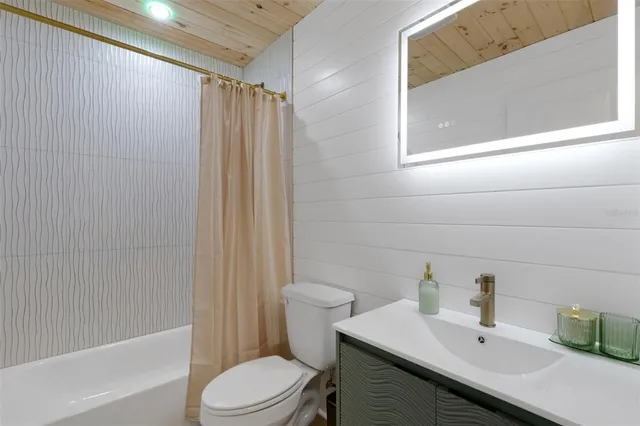 $8,100 | 8390 Little Gasparilla, Placida, FL 33946