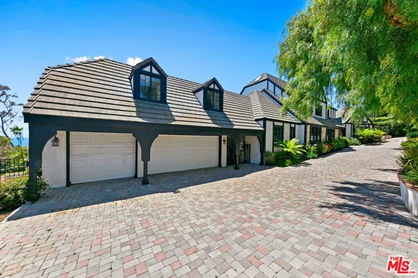 $17,000 | 29528 Harvester Road, Malibu, CA 90265