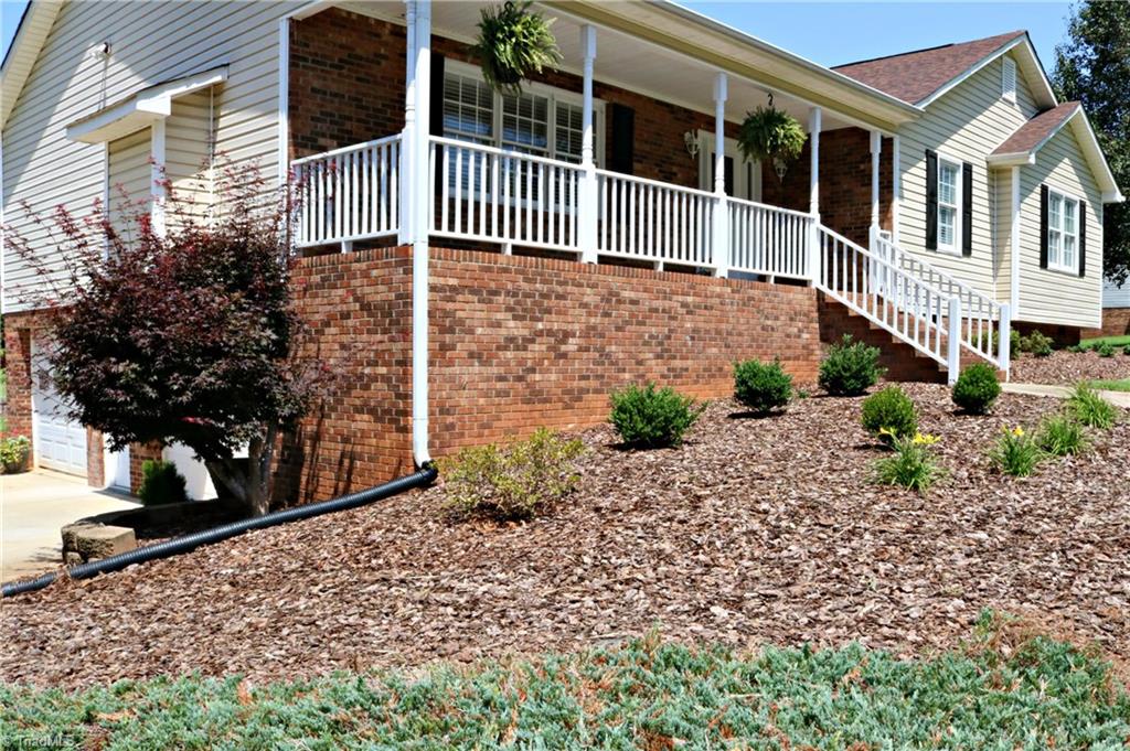 677 Tussey Road Lexington, NC 27295 - Photo 7 of 30 Gallery Image 7