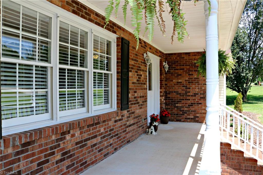 677 Tussey Road Lexington, NC 27295 - Photo 9 of 30 Gallery Image 9