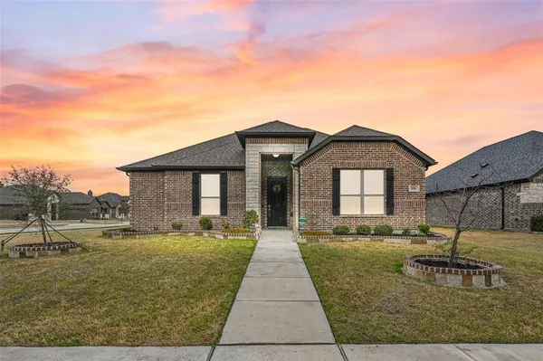 $3,000 | 196 Lady Bird Drive, Waxahachie, TX 75165