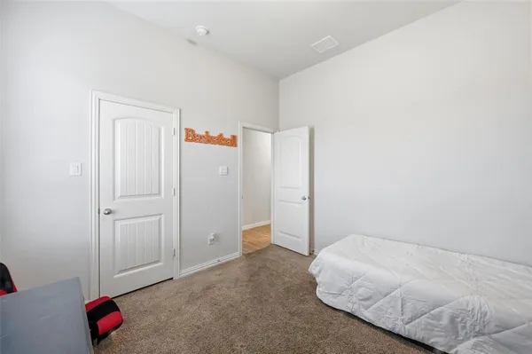 $3,000 | 196 Lady Bird Drive, Waxahachie, TX 75165