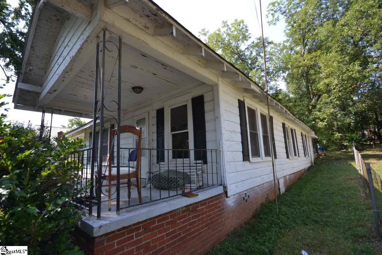 113 Judson Road Greenville, SC 29611 - Photo 3 of 9 Gallery Image 3
