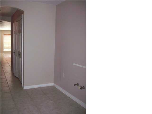 1364 Driftwood Point Road Santa Rosa Beach, FL 32459 - Photo 16 of 32 a small space with a window