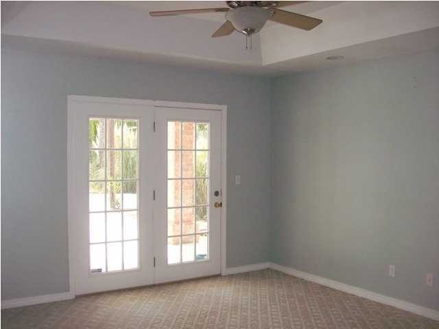 1364 Driftwood Point Road Santa Rosa Beach, FL 32459 - Photo 20 of 32 an empty room with a window
