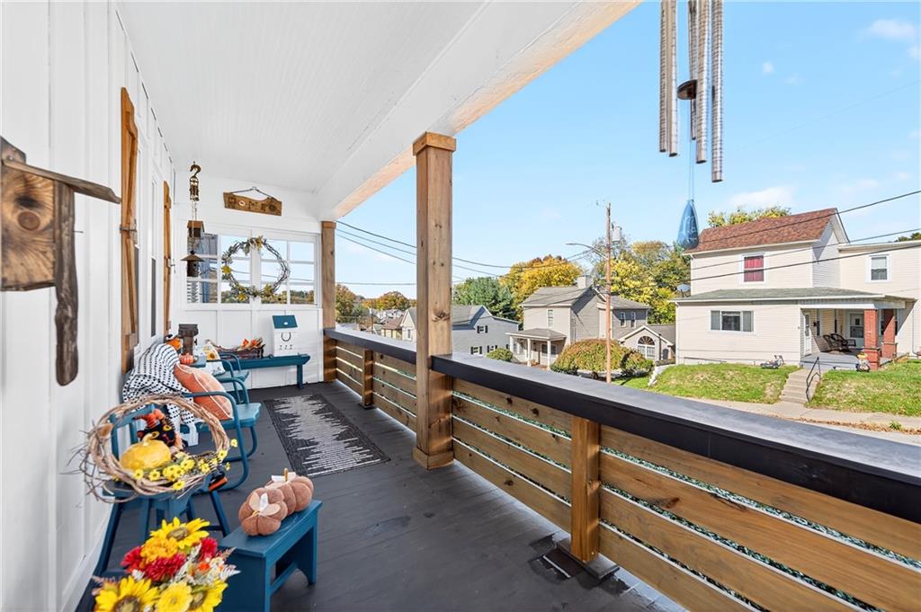722 8th Street Irwin, PA 15642 - Photo 4 of 50 a living room filled with furniture