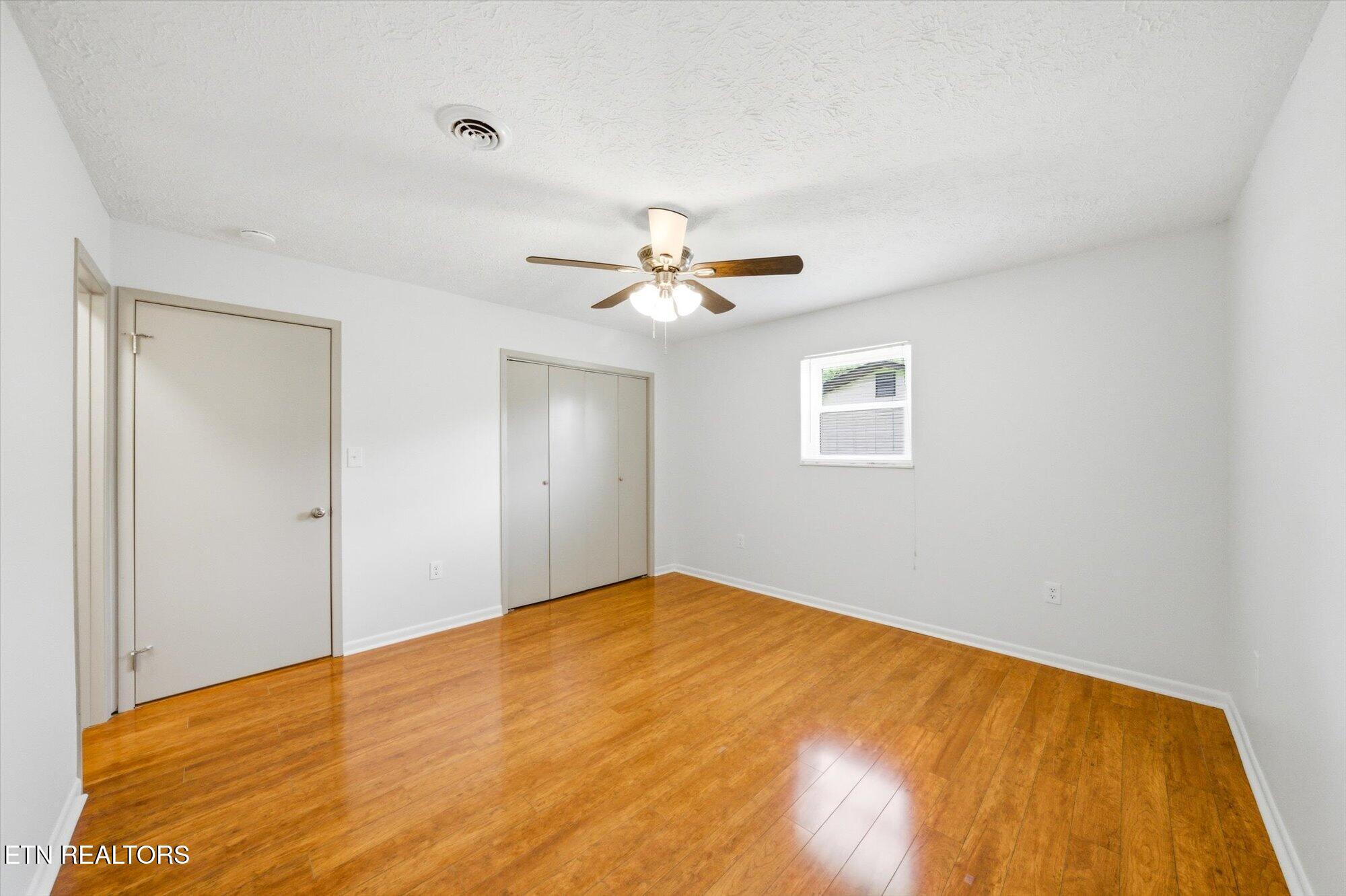 409 Windrush Circle Sevierville, TN 37862 - Photo 13 of 32 13-409-Windrush-Cir-Sevierville-TN-13