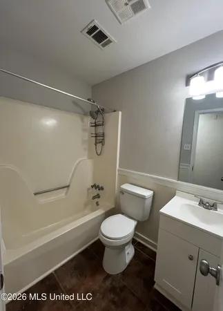 $1,250 | 15294 Northwood Hills Drive, Unit A, Gulfport, MS 39503