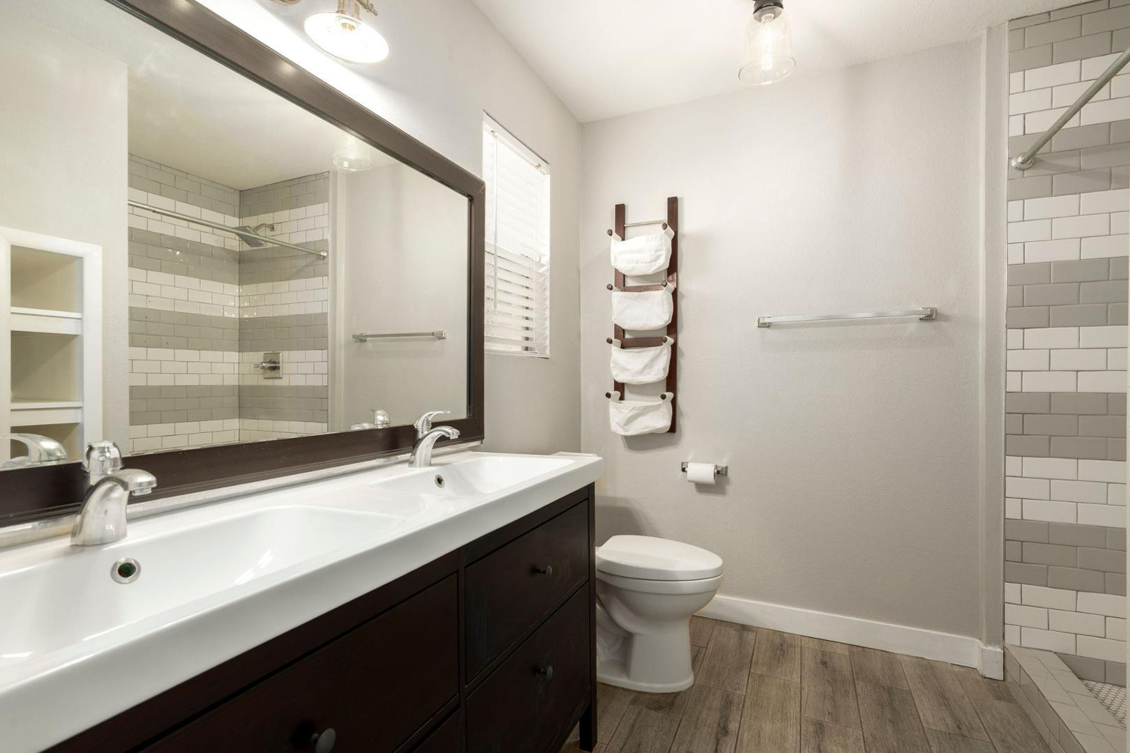 14237 North 34th Way Phoenix, AZ 85032 - Photo 10 of 13 Photo #10