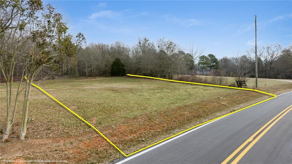 a view of a tennis court