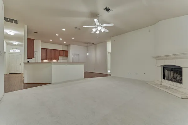 $275,000 | 256 Mesa View, Montgomery, TX 77316