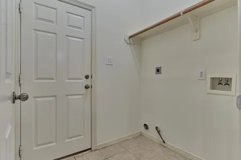 $275,000 | 256 Mesa View, Conroe, TX 77316