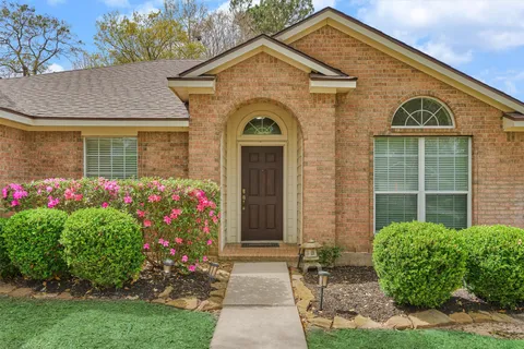 $275,000 | 256 Mesa View, Conroe, TX 77316