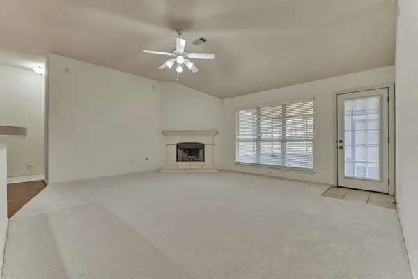 $275,000 | 256 Mesa View, Montgomery, TX 77316