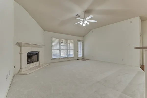 $275,000 | 256 Mesa View, Montgomery, TX 77316