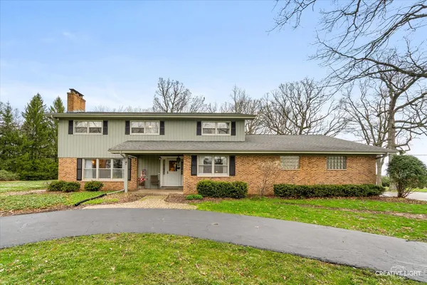 $875,000 | 43W762 McDonald Road, Elgin, IL 60124