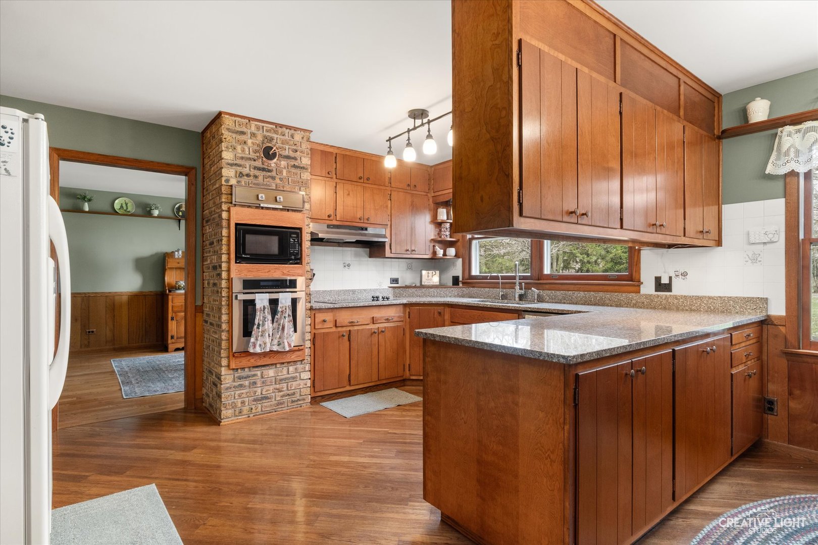 43W762 McDonald Road Elgin, IL 60124 - Photo 13 of 54
