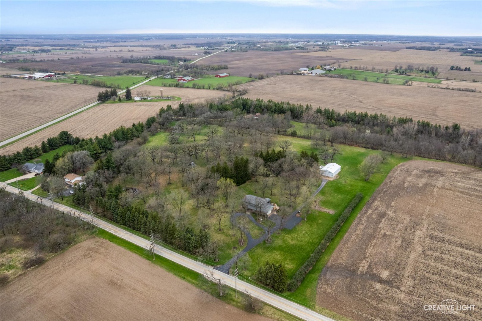 43W762 McDonald Road Elgin, IL 60124 - Photo 3 of 54