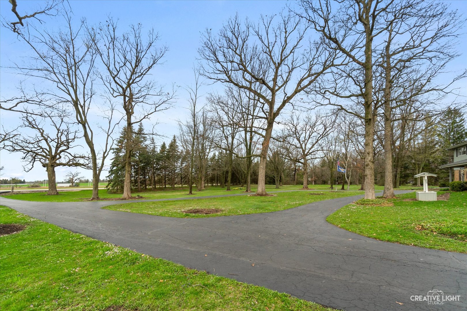 43W762 McDonald Road Elgin, IL 60124 - Photo 5 of 54