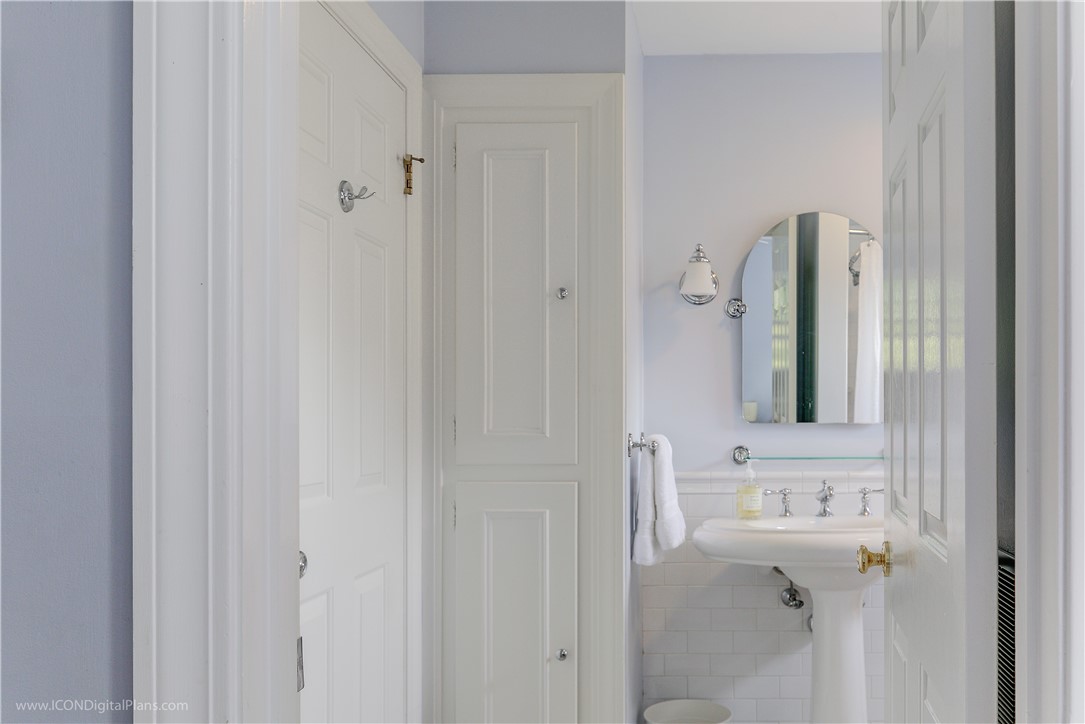 32 Catherine Street, Unit B Newport, RI 02840 - Photo 20 of 32 Guest Bathroom