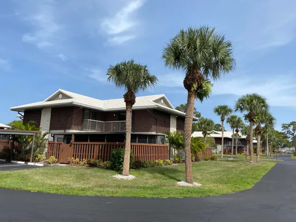 $1,850 | 203 Southeast Camelot Gardens Boulevard, Unit C, Port St. Lucie, FL 34952