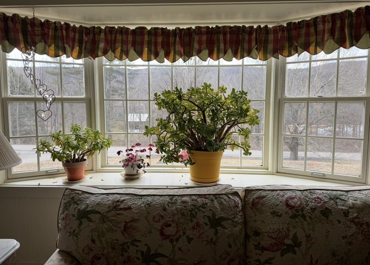 242 Clarendon Road Wallingford, VT 05773 - Photo 7 of 36