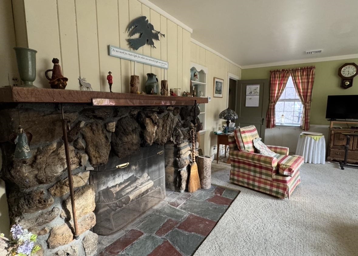 242 Clarendon Road Wallingford, VT 05773 - Photo 8 of 36