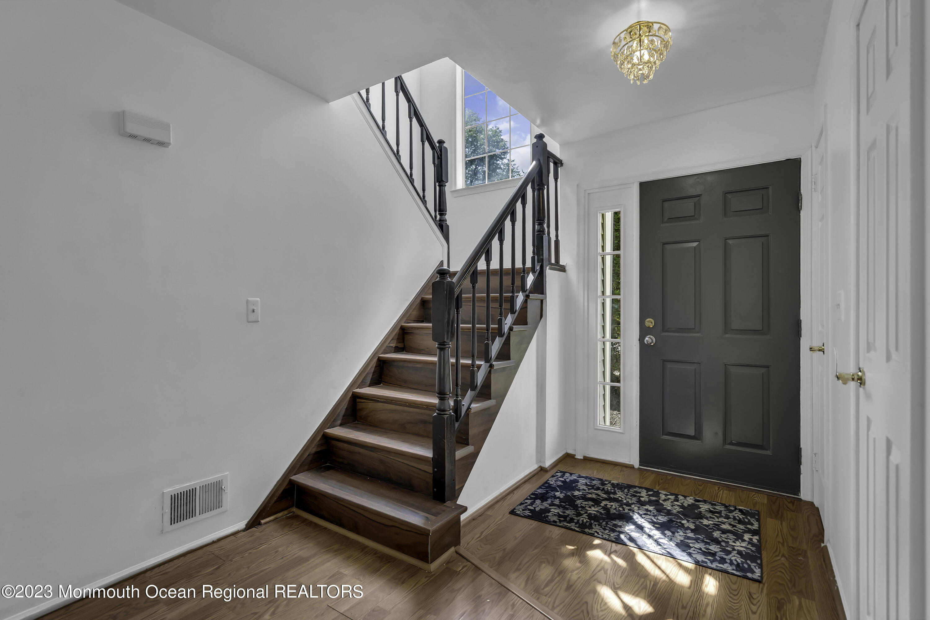 3 Sami Drive Howell, NJ 07731 - Photo 9 of 32 009_dsc02897rw