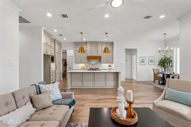 $444,150 | 722 Julesburg Lane, Benton, LA 71006