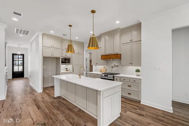 $444,150 | 722 Julesburg Lane, Benton, LA 71006