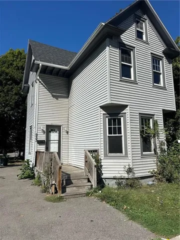 $114,900 | 933 Jefferson Avenue, Rochester, NY 14611