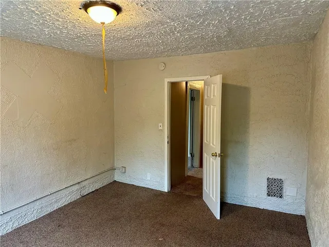 $114,900 | 933 Jefferson Avenue, Rochester, NY 14611