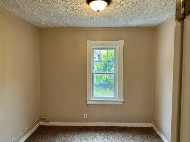 $114,900 | 933 Jefferson Avenue, Rochester, NY 14611