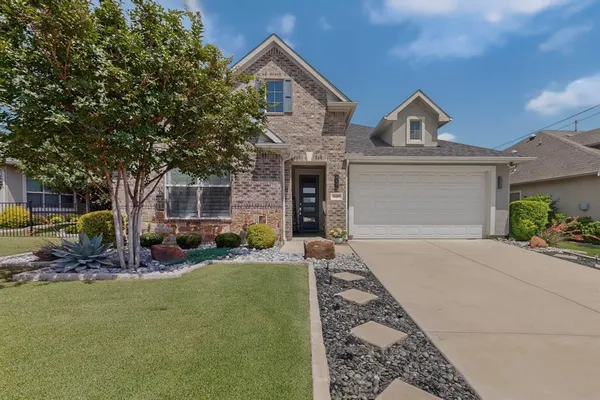 $530,000 | 10409 Claystone Drive, Denton, TX 76207