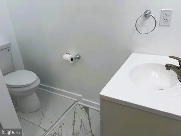 $375,500 | 53 South Colonial Drive, Hagerstown, MD 21740