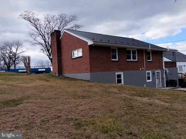 $375,500 | 53 South Colonial Drive, Hagerstown, MD 21740