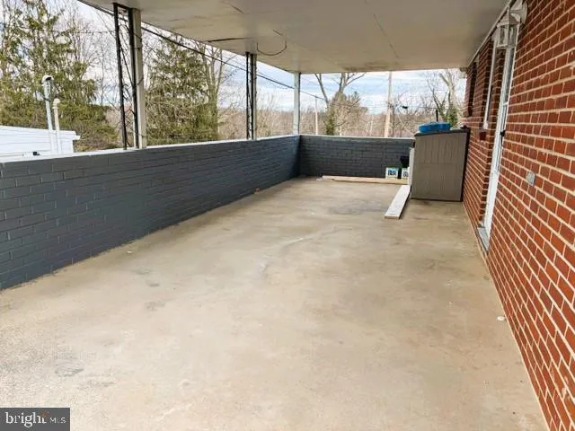 $395,000 | 53 South Colonial Drive, Hagerstown, MD 21740