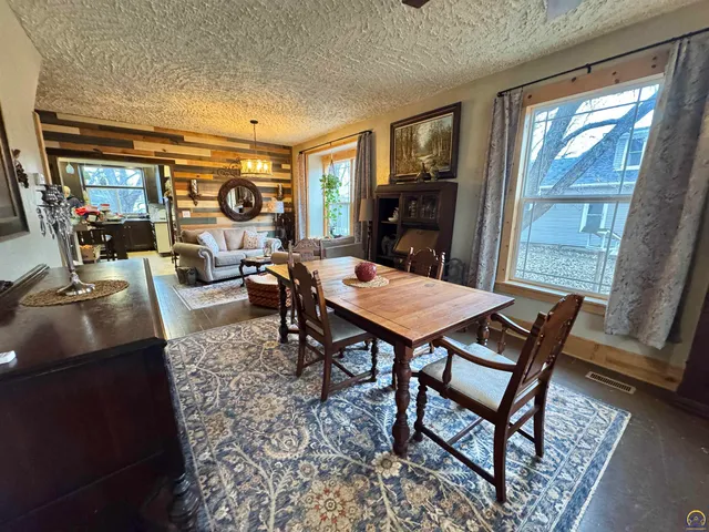 $172,000 | 218 Kansas Avenue, Paxico, KS 66526