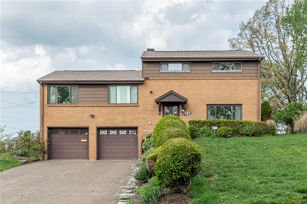 783 Lindsay Road Carnegie, PA 15106 - Photo 1 of 33 Gallery Image 1