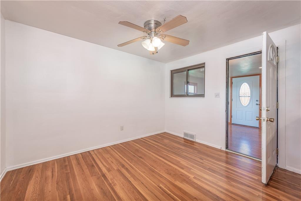 783 Lindsay Road Carnegie, PA 15106 - Photo 10 of 33 Gallery Image 10