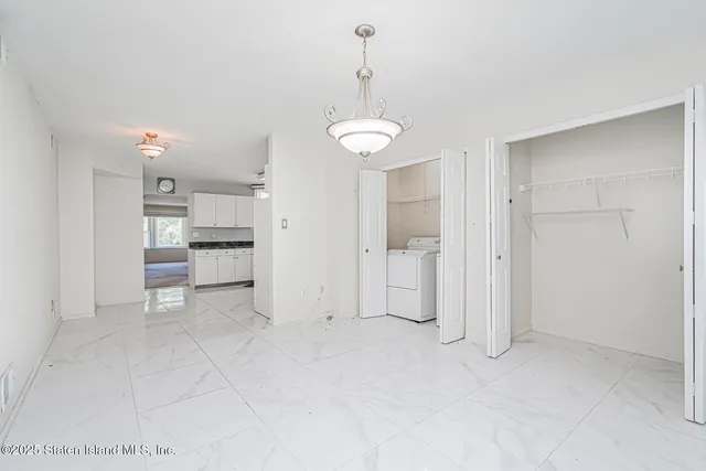 $829,900 | 263 Seguine Avenue | Prince's Bay