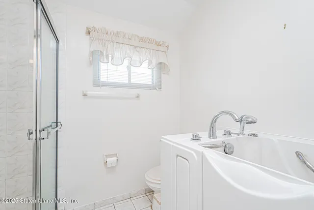 $829,900 | 263 Seguine Avenue | Prince's Bay