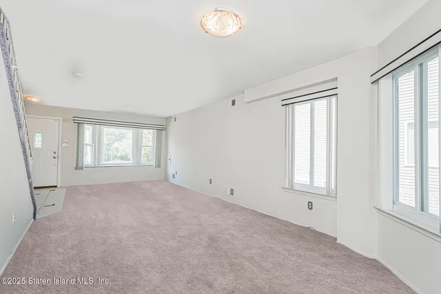 $829,900 | 263 Seguine Avenue | Prince's Bay